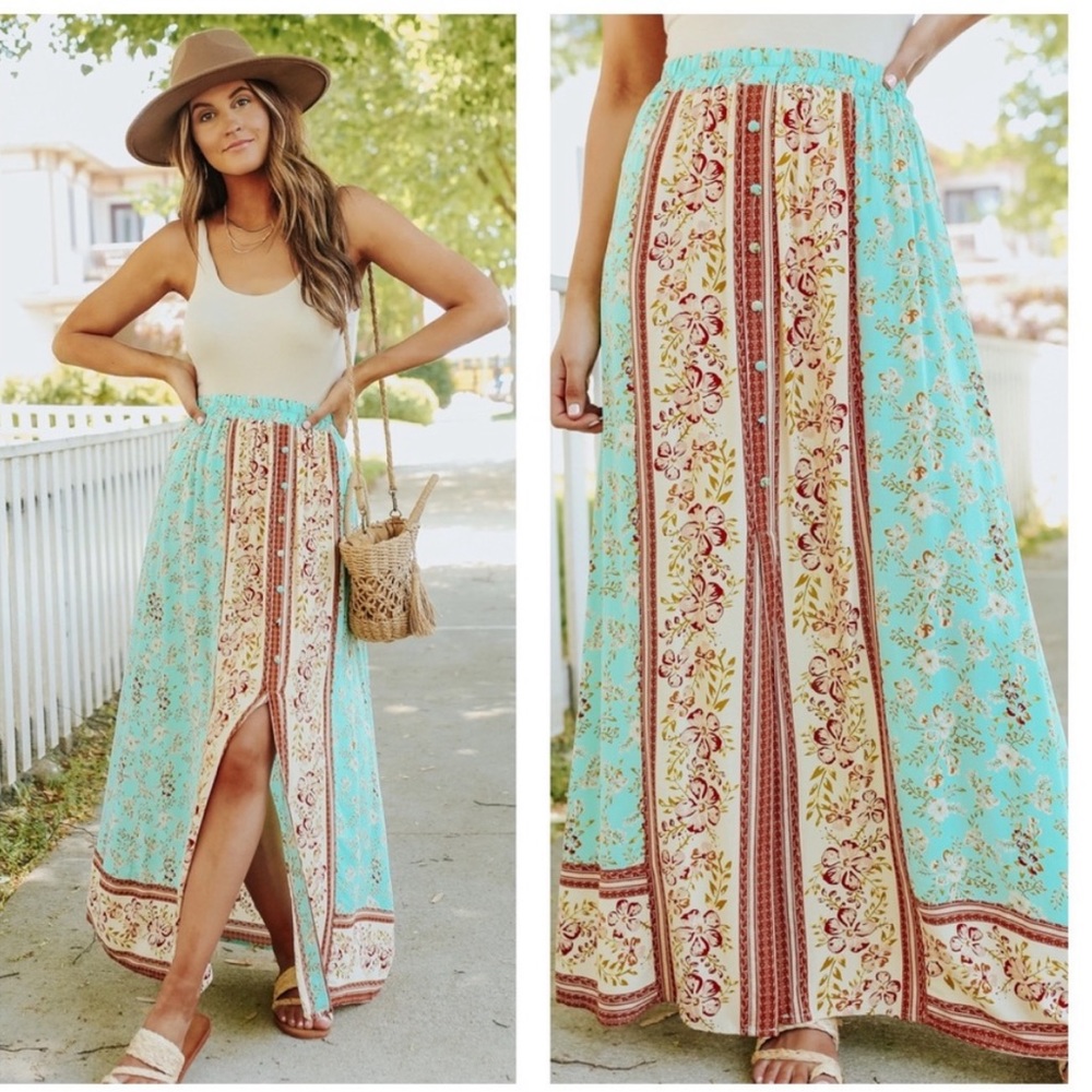 NWT! Floral print maxi skirt